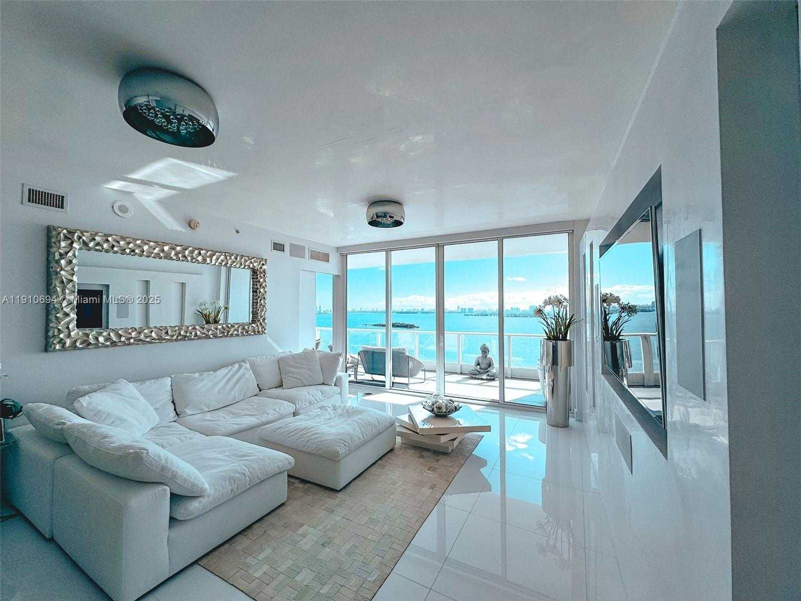 Small Image of 2020 NORTH BAYSHORE DR #2007, Miami Number 4