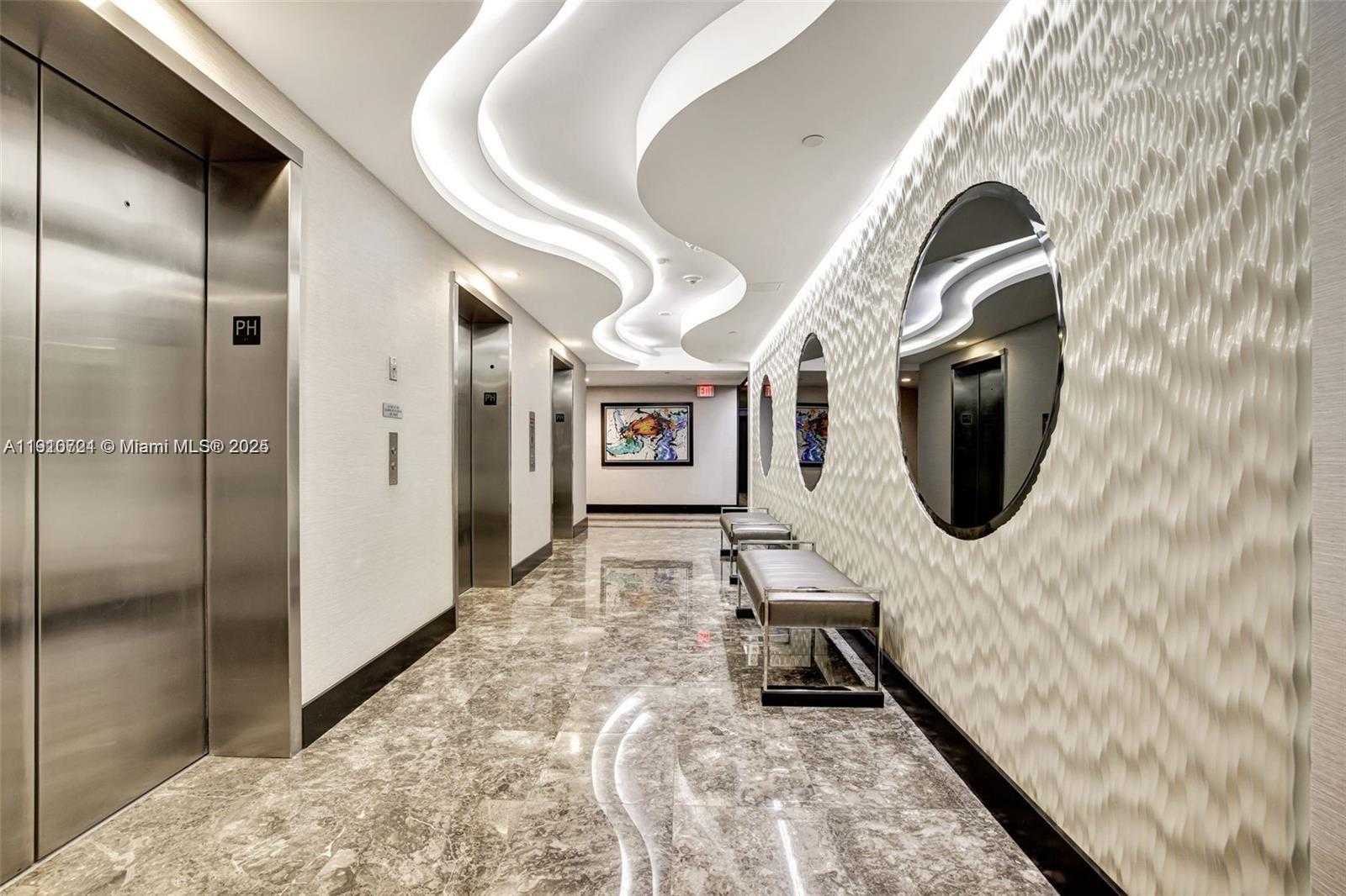 Small Image of 20191 EAST COUNTRY CLUB DR #2603, Aventura Number 2