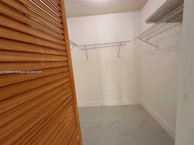 Imagen de Pequeño Objeto