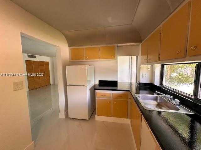 Imagen de Pequeño Objeto