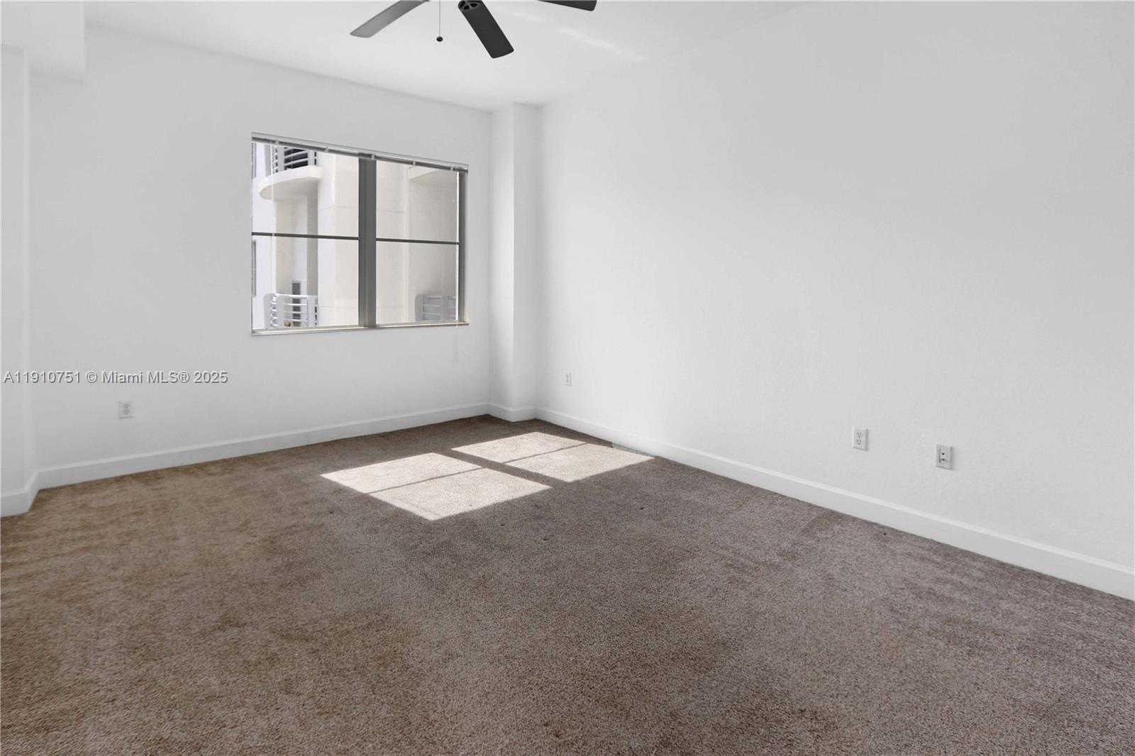 Small Image of 1830 RADIUS DR #1119, Hollywood Number 22