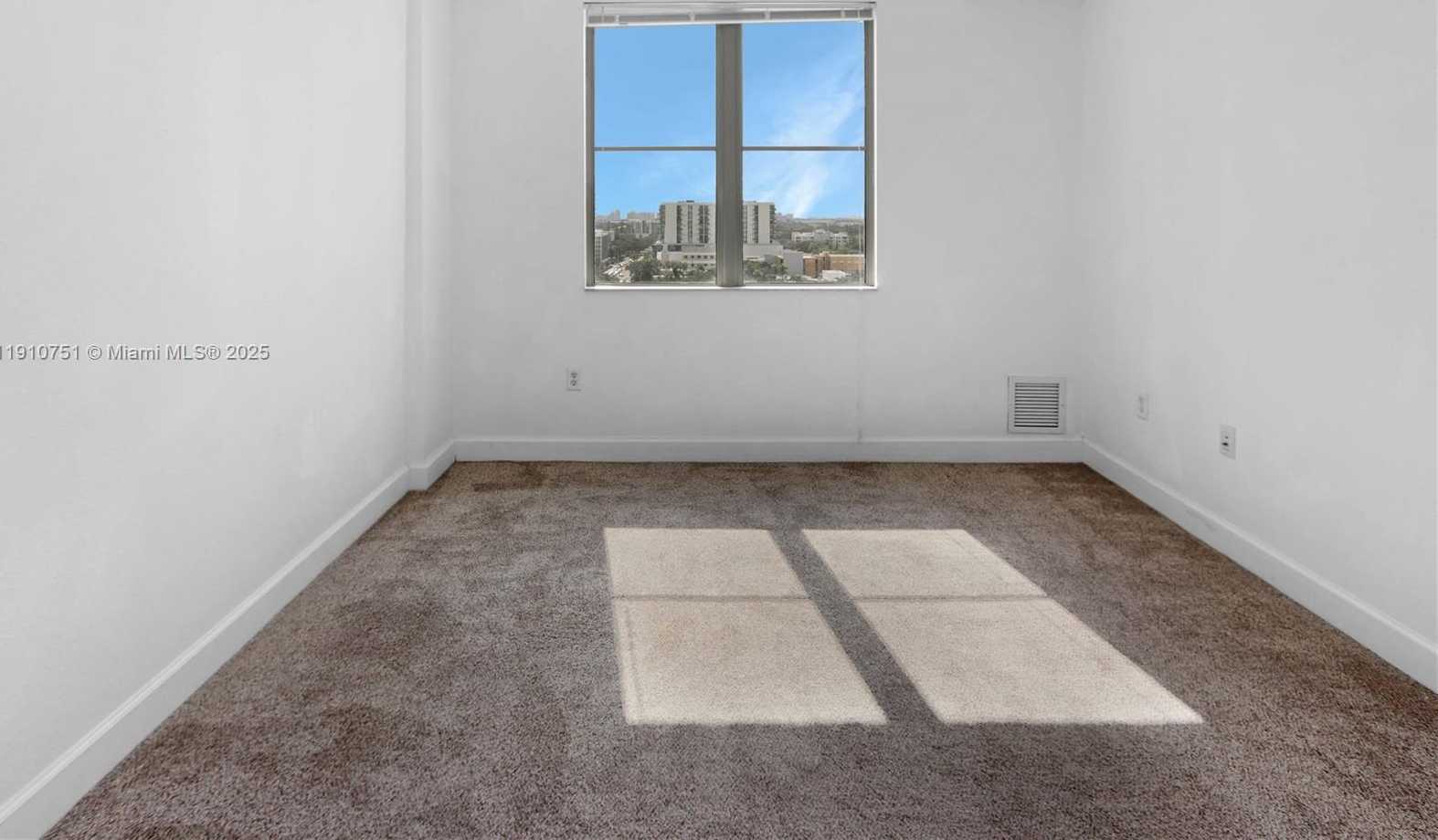 Small Image of 1830 RADIUS DR #1119, Hollywood Number 28