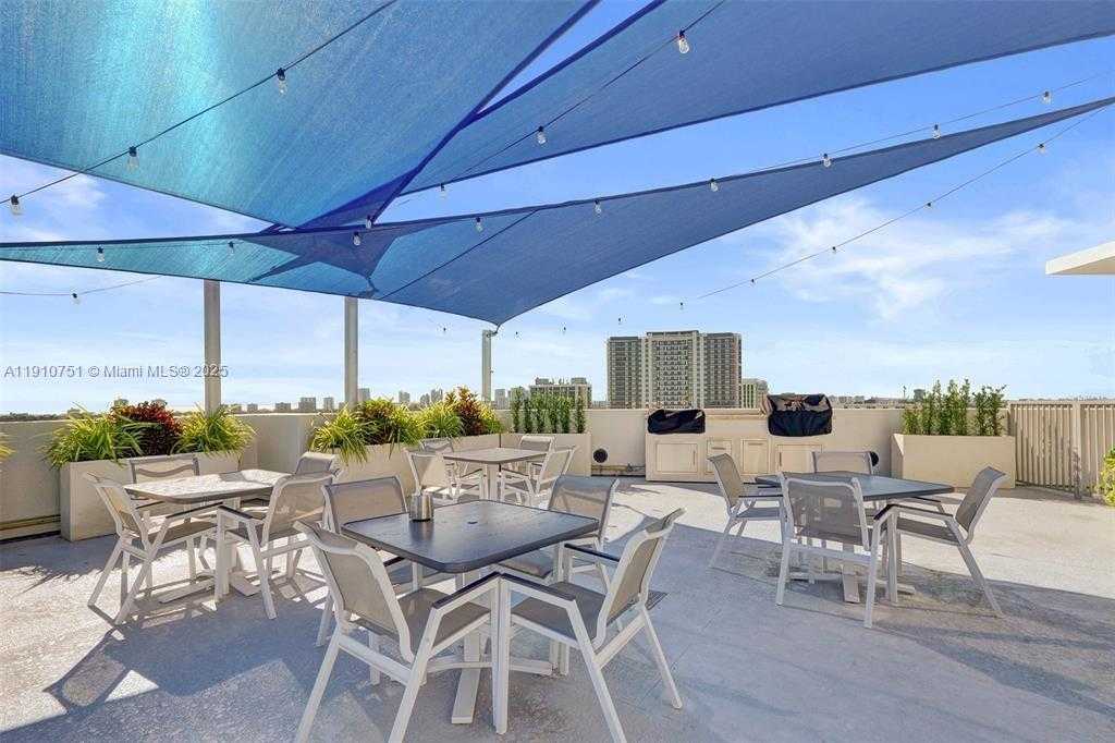 Small Image of 1830 RADIUS DR #1119, Hollywood Number 35