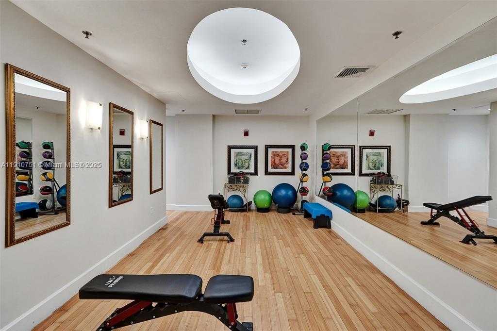 Small Image of 1830 RADIUS DR #1119, Hollywood Number 37