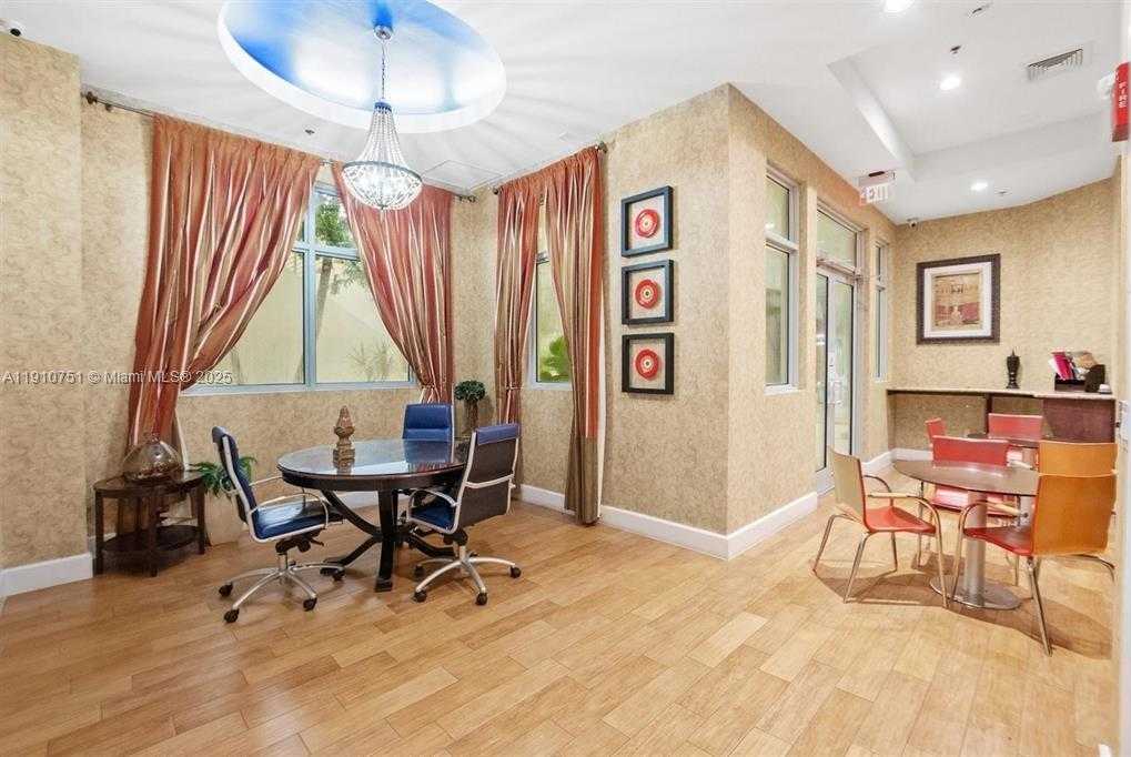 Small Image of 1830 RADIUS DR #1119, Hollywood Number 42