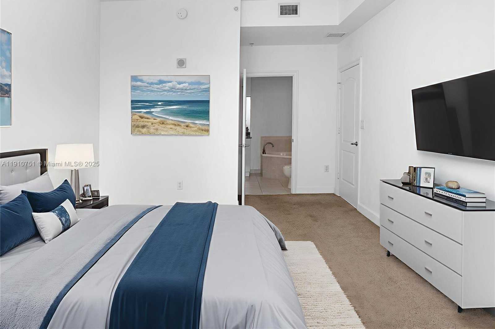 Small Image of 1830 RADIUS DR #1119, Hollywood Number 5