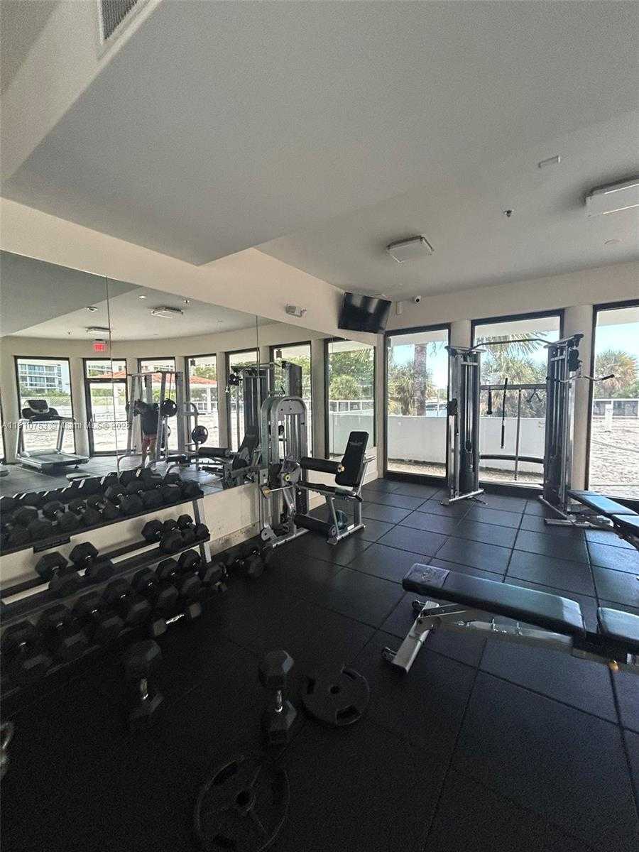 Small Image of 20515 EAST COUNTRY CLUB DR #1042, Aventura Number 16