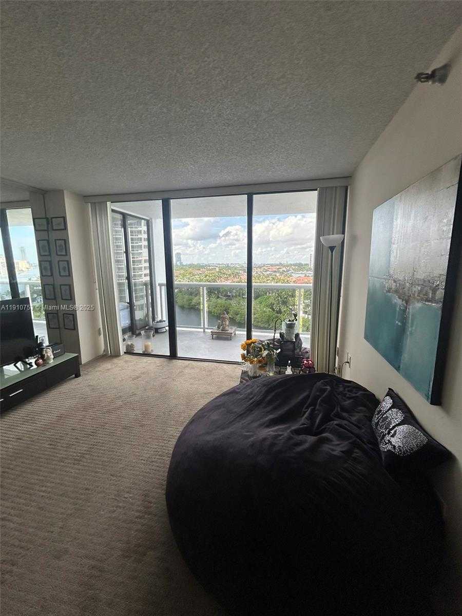 Small Image of 20515 EAST COUNTRY CLUB DR #1042, Aventura Number 21