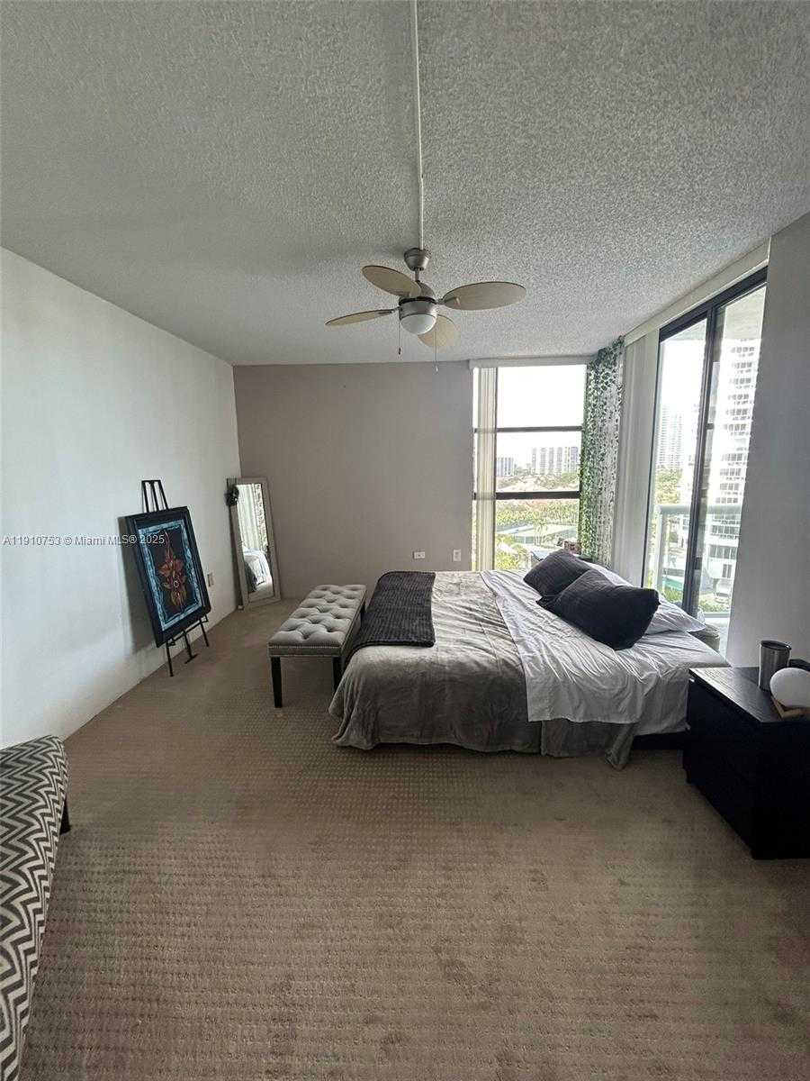 Small Image of 20515 EAST COUNTRY CLUB DR #1042, Aventura Number 25