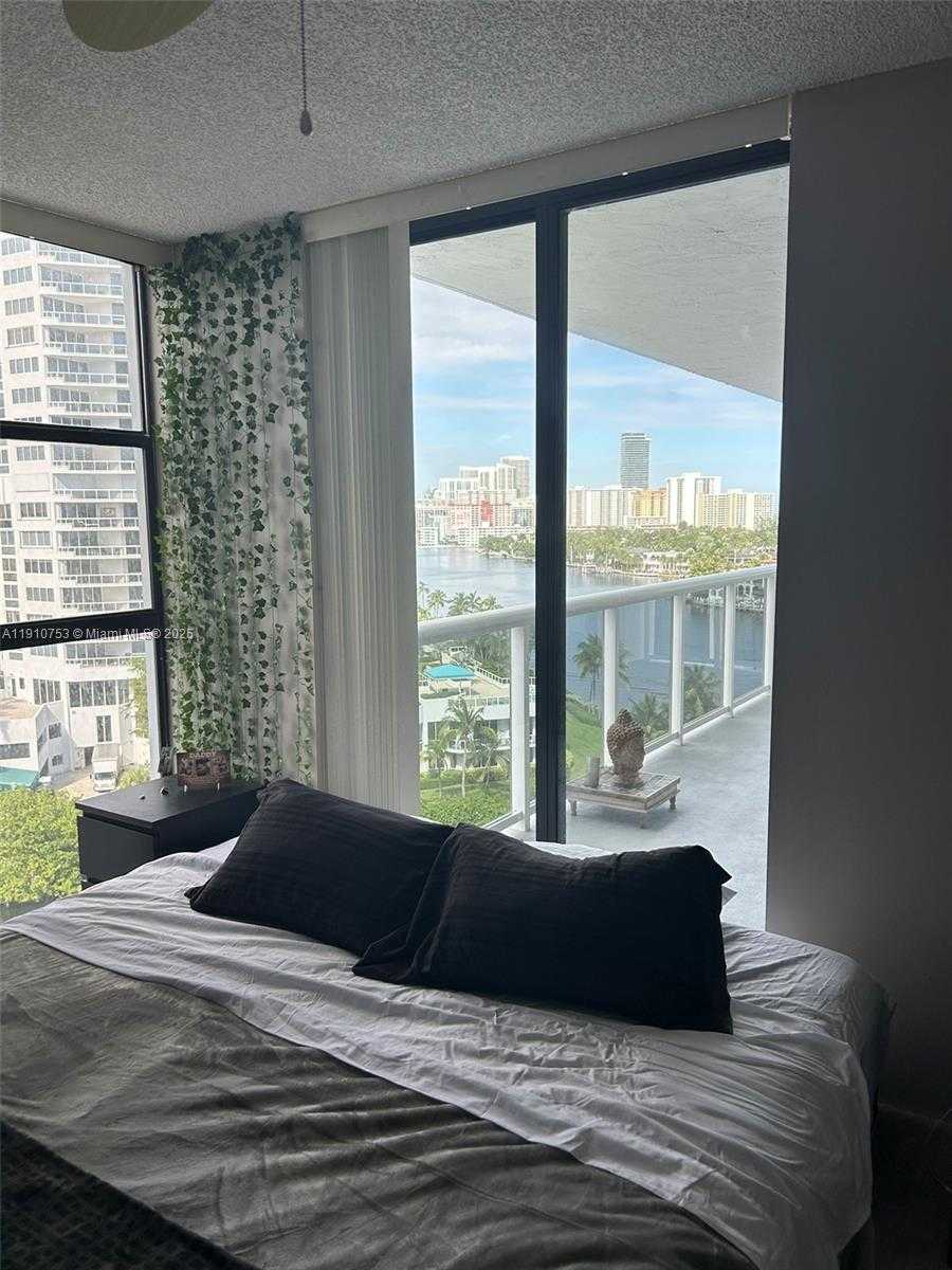 Small Image of 20515 EAST COUNTRY CLUB DR #1042, Aventura Number 27