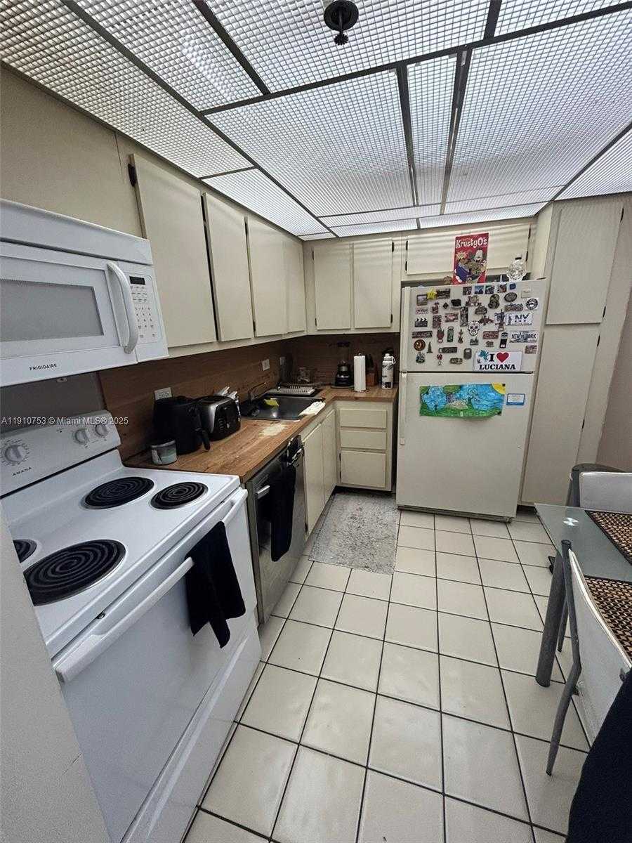 Small Image of 20515 EAST COUNTRY CLUB DR #1042, Aventura Number 35