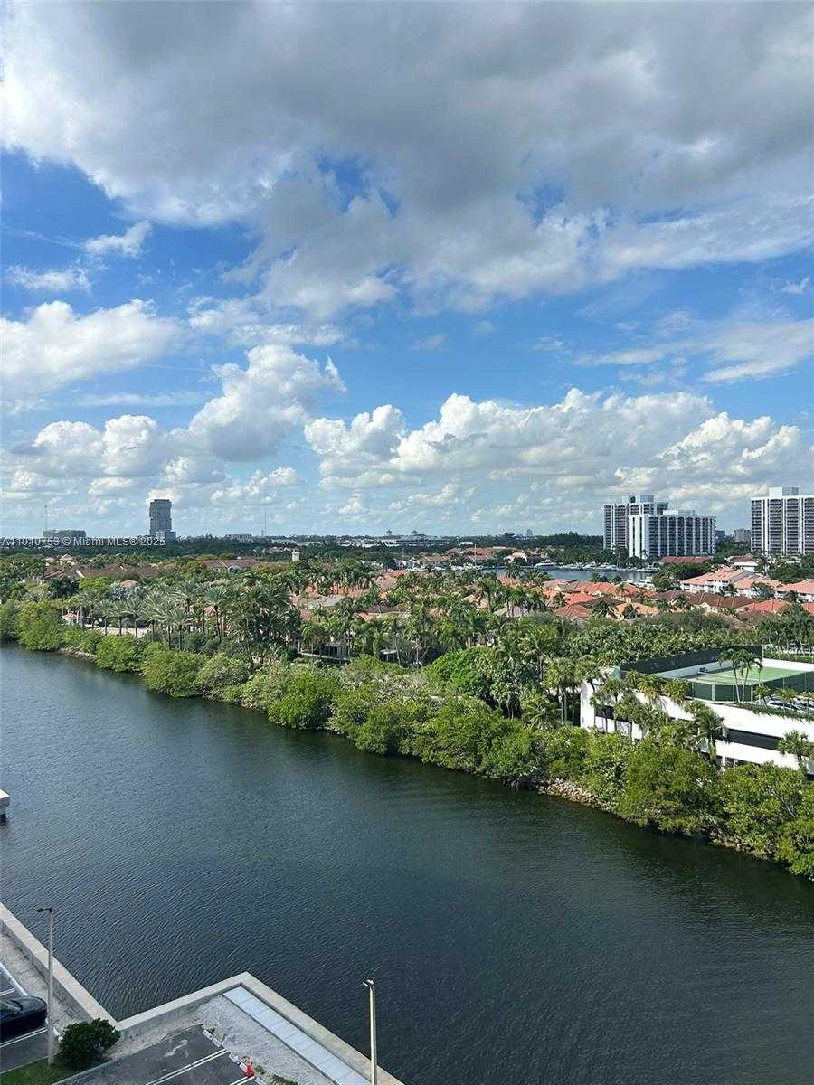 Small Image of 20515 EAST COUNTRY CLUB DR #1042, Aventura Number 4