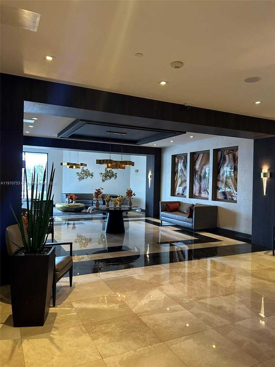 Small Image of 20515 EAST COUNTRY CLUB DR #1042, Aventura Number 8