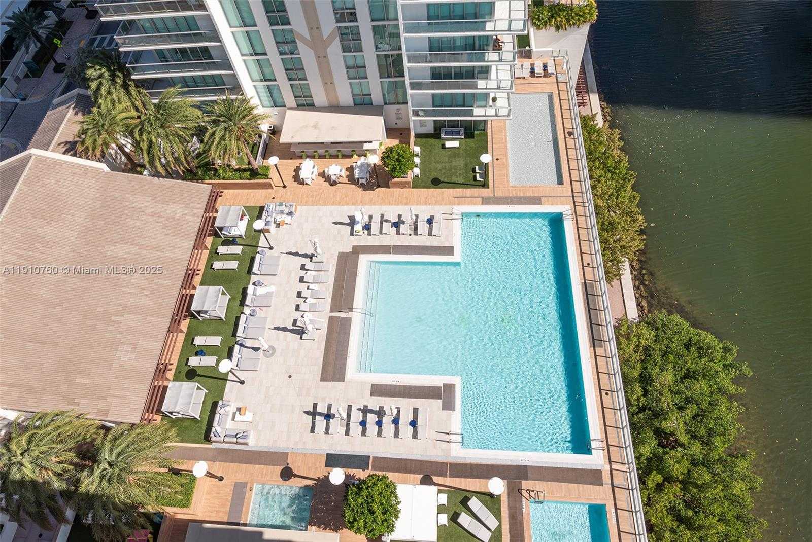Small Image of 330 SUNNY ISLES BLVD #5-1908, Sunny Isles Beach Number 10
