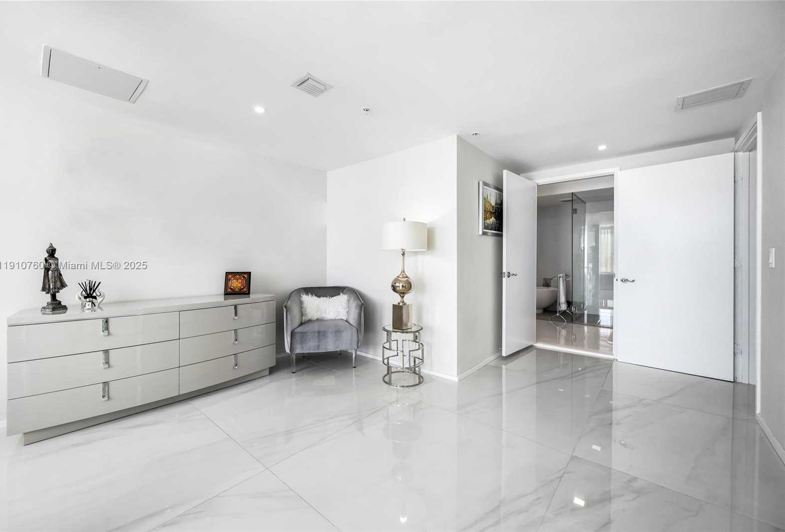 Small Image of 330 SUNNY ISLES BLVD #5-1908, Sunny Isles Beach Number 23