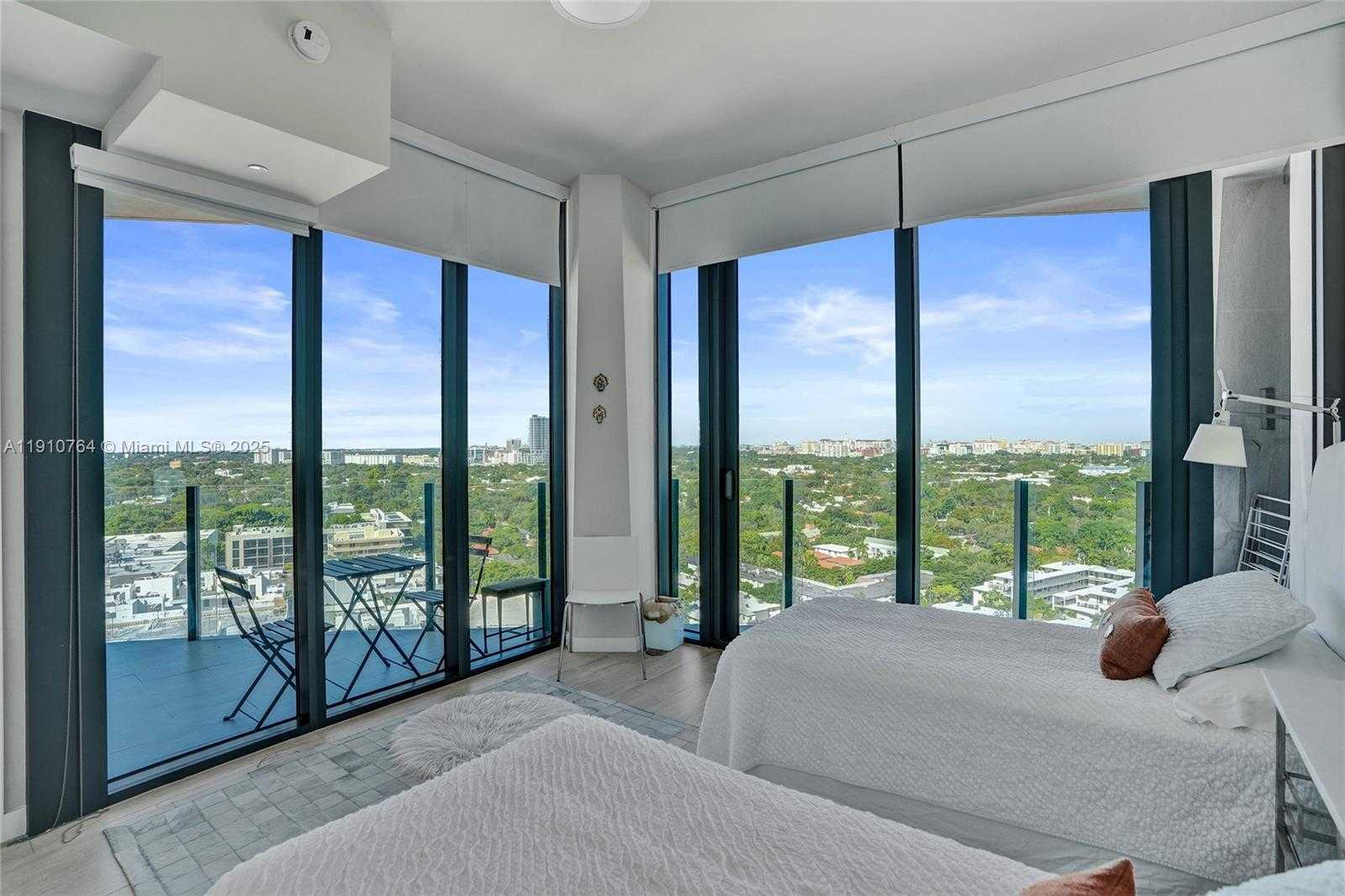 Small Image of 2831 SOUTH BAYSHORE DR #1808, Miami Number 24