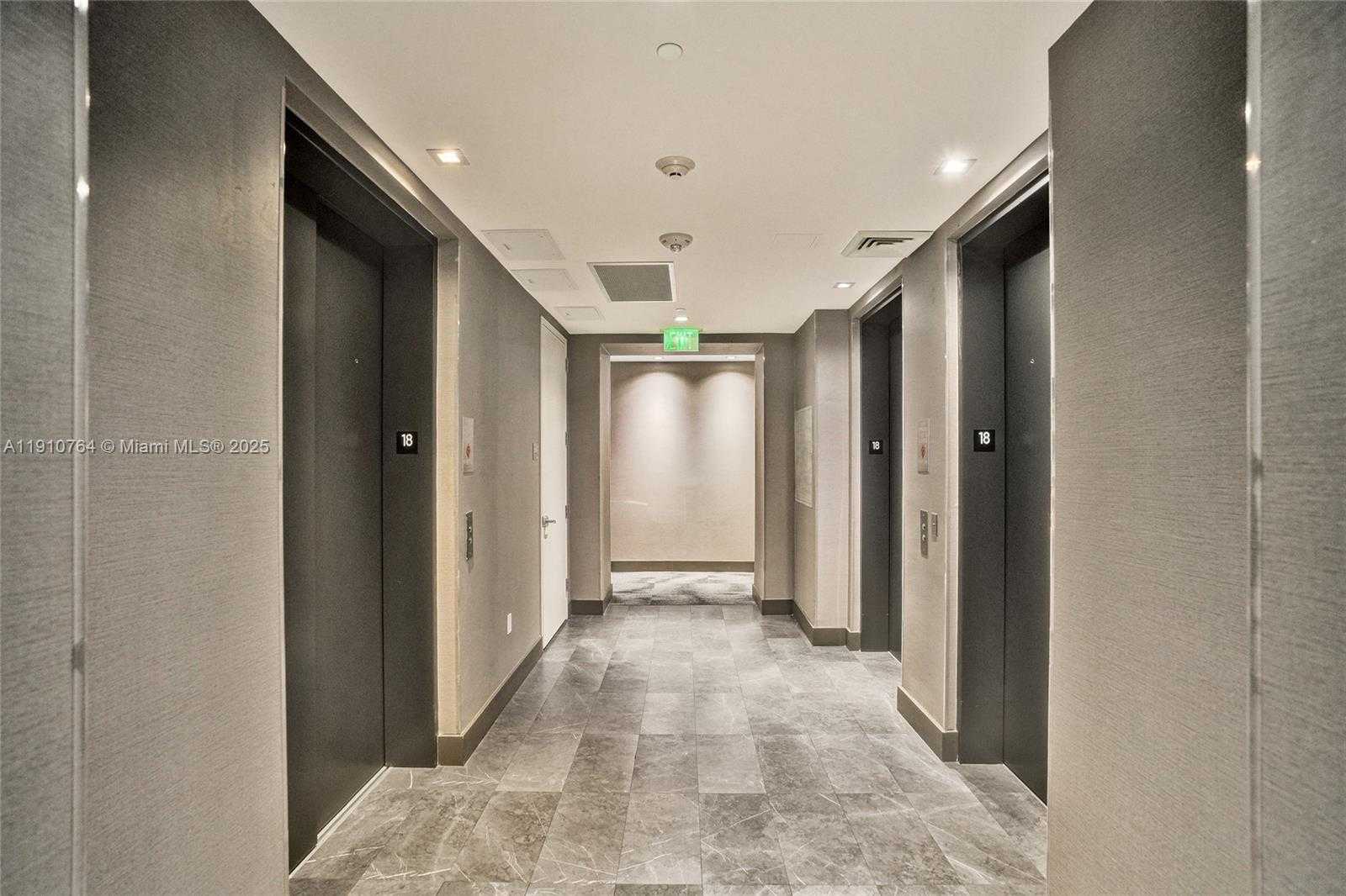 Small Image of 2831 SOUTH BAYSHORE DR #1808, Miami Number 31