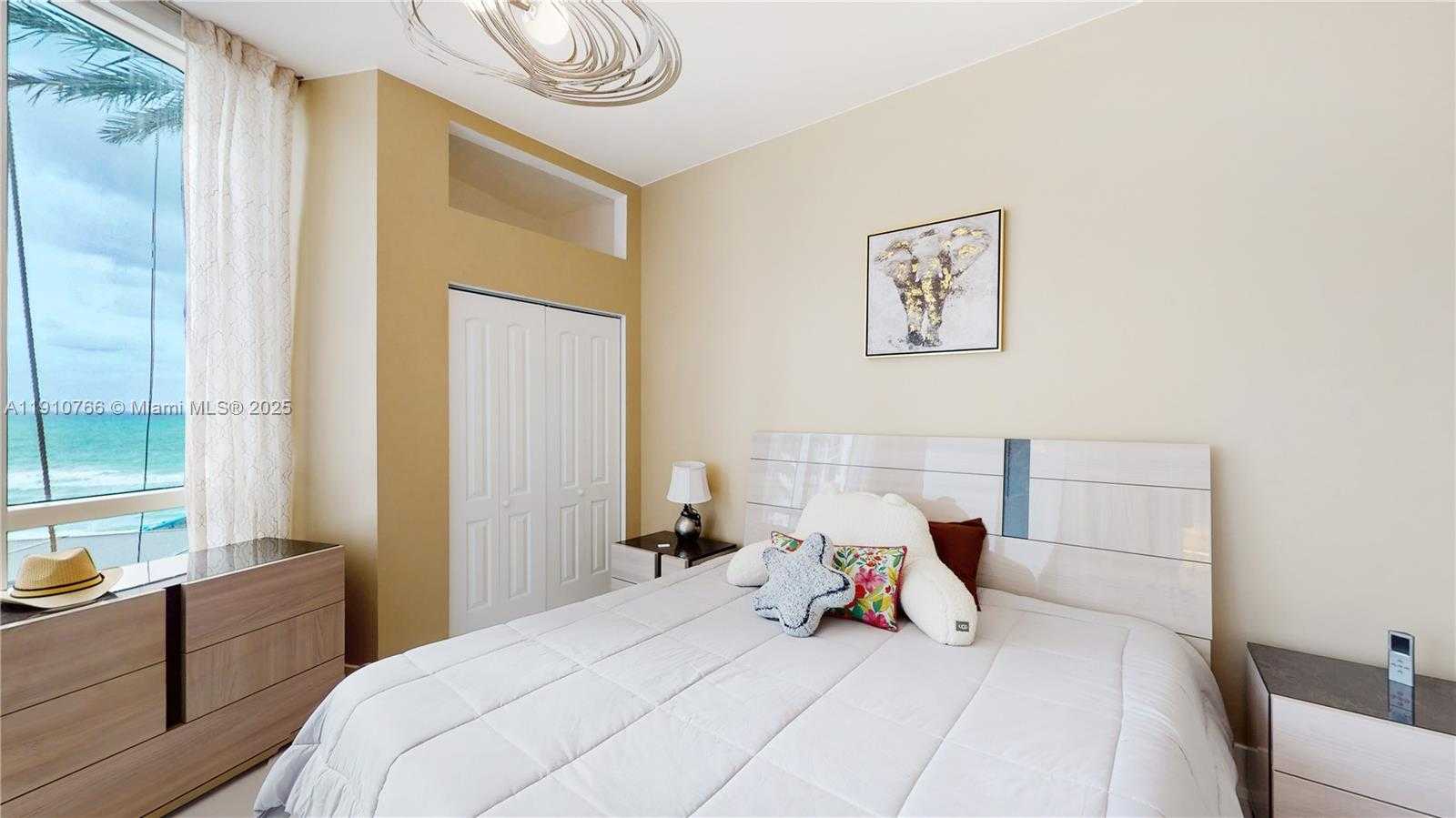 Small Image of 15811 COLLINS AVE #504, Sunny Isles Beach Number 14