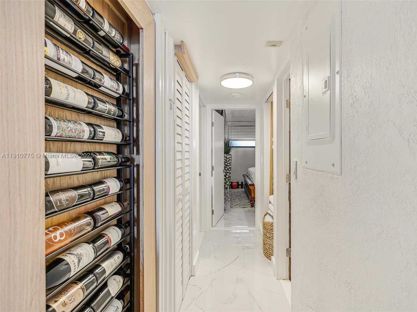 Small Image of 1820 SOUTH TREASURE DR #203D, North Bay Village Number 15