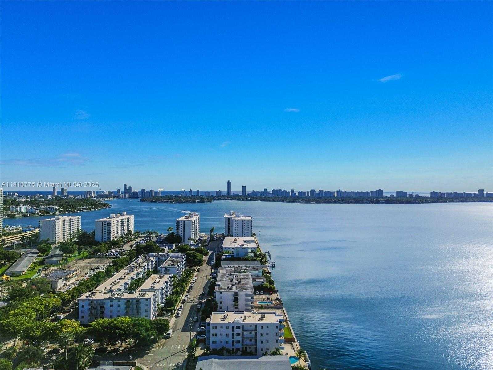 Small Image of 1820 SOUTH TREASURE DR #203D, North Bay Village Number 27