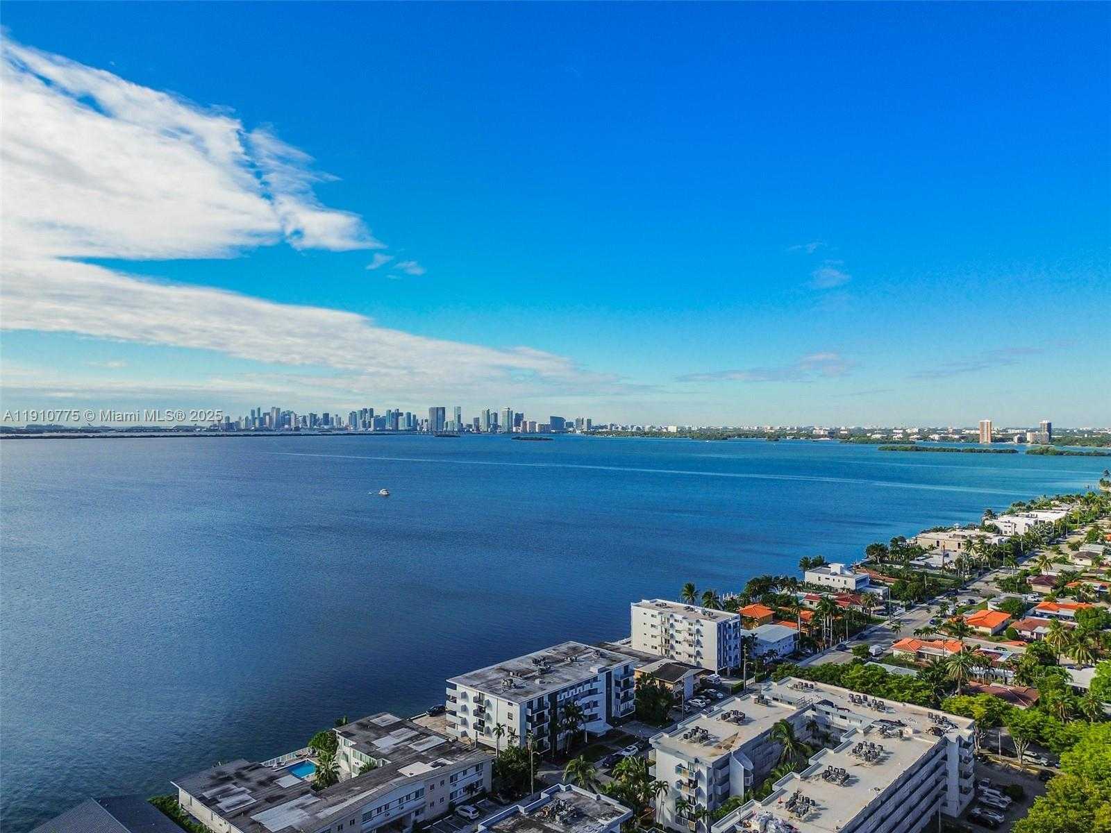 Small Image of 1820 SOUTH TREASURE DR #203D, North Bay Village Number 30