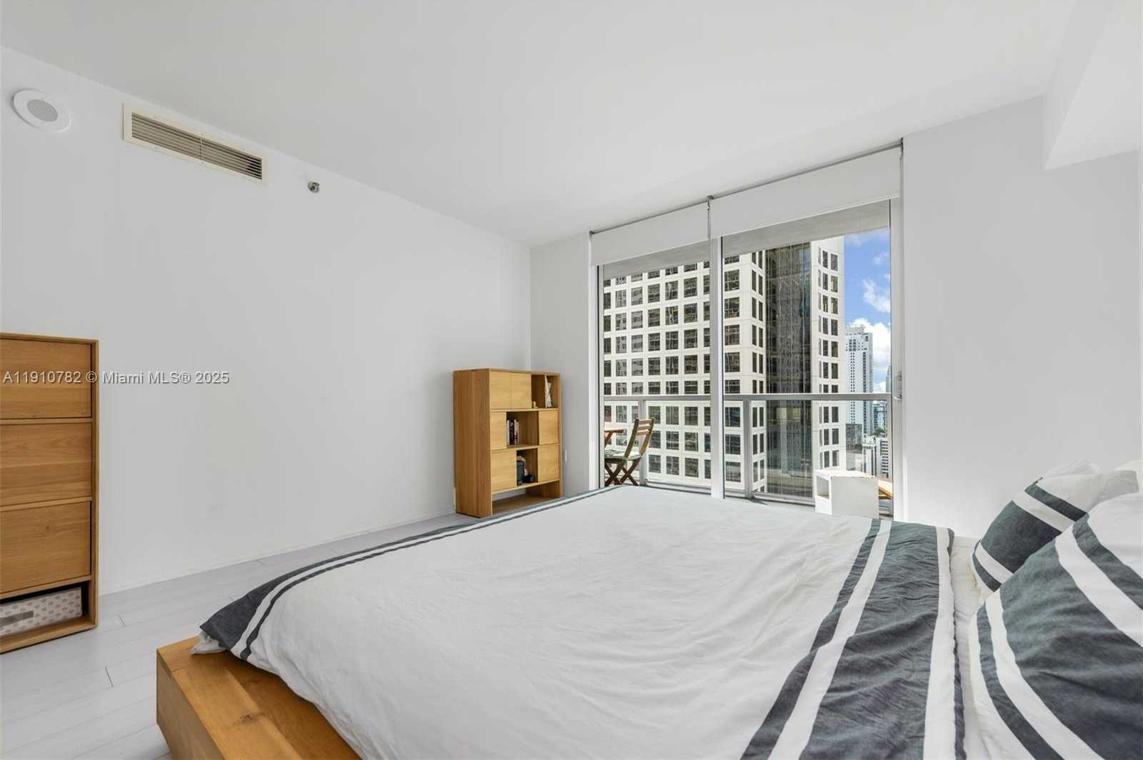 Small Image of 55 SOUTH EAST 6TH ST #2610, Miami Number 11