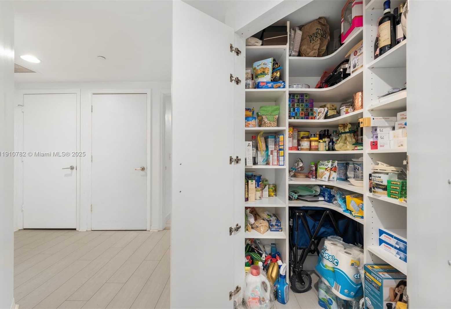 Small Image of 55 SOUTH EAST 6TH ST #2610, Miami Number 22