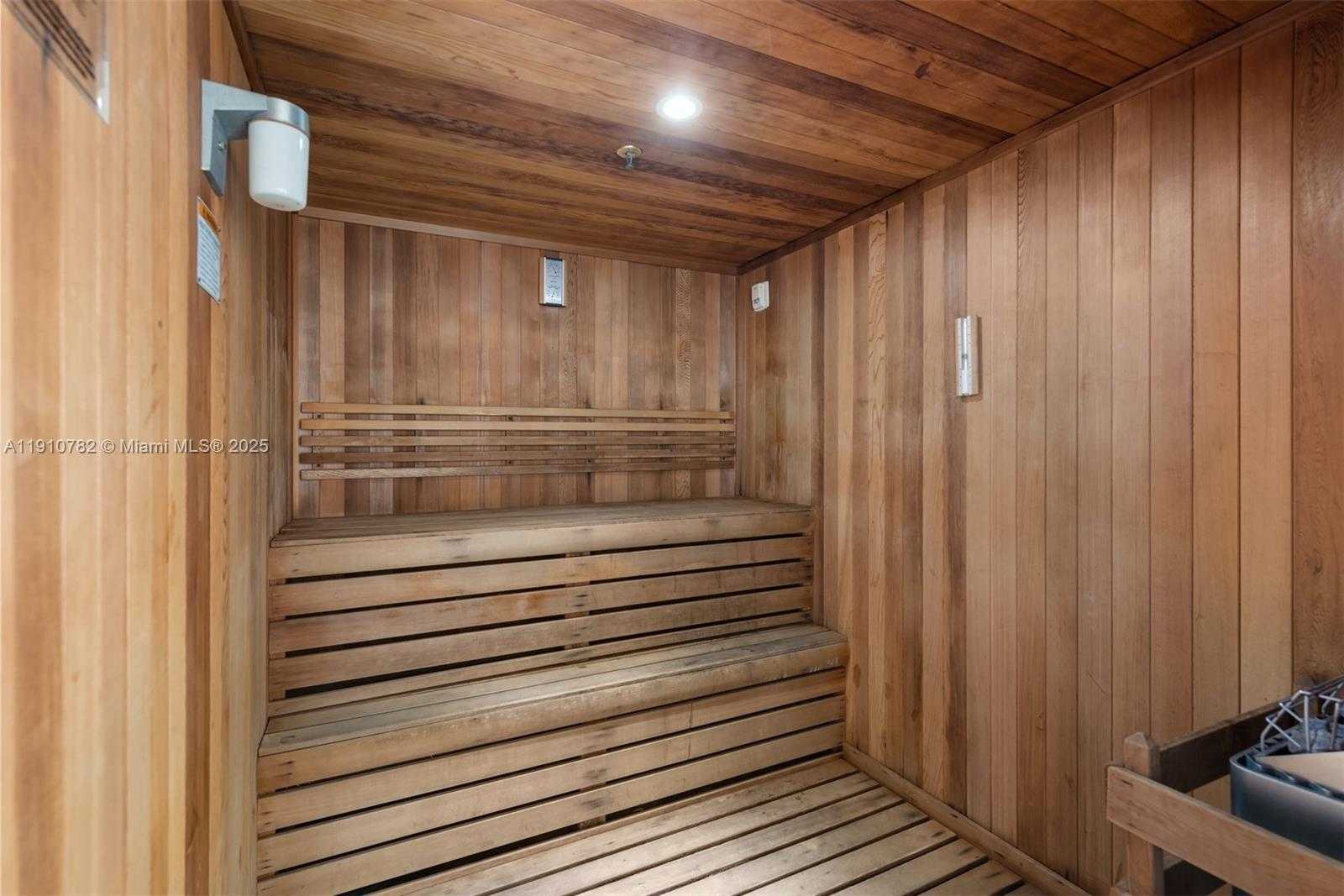 Small Image of 55 SOUTH EAST 6TH ST #2610, Miami Number 34