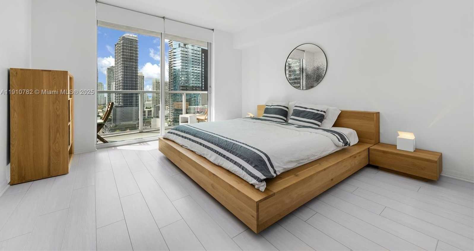 Small Image of 55 SOUTH EAST 6TH ST #2610, Miami Number 4