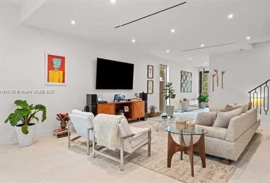 Small Image of 3255 PERCIVAL AVE #3255, Coconut Grove Number 10