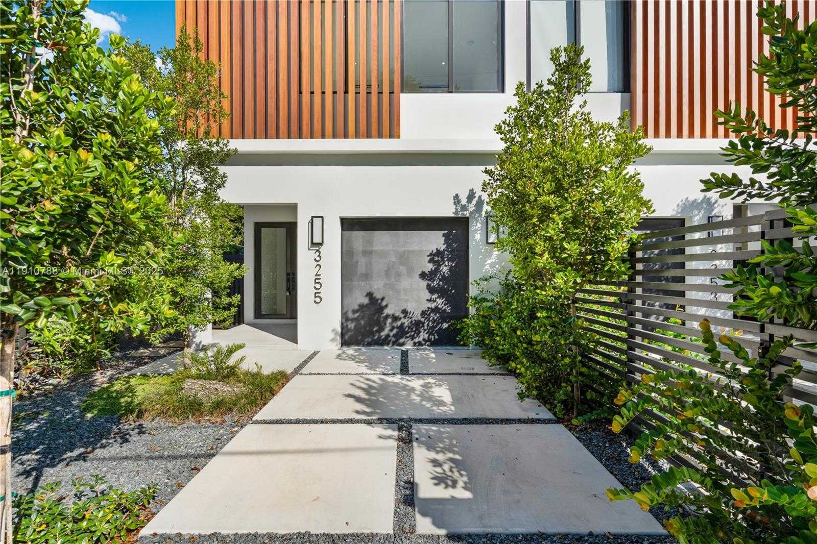 Small Image of 3255 PERCIVAL AVE #3255, Coconut Grove Number 26