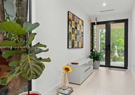 Small Image of 3255 PERCIVAL AVE #3255, Coconut Grove Number 3