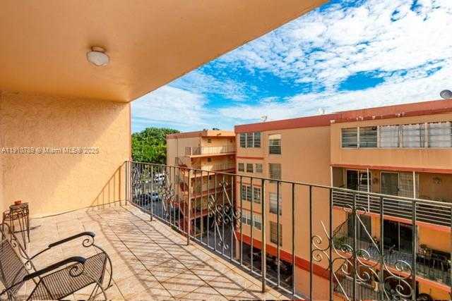 Small Image of 1890 WEST 56TH ST #1423, Hialeah Number 22