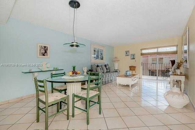 Small Image of 1890 WEST 56TH ST #1423, Hialeah Number 4