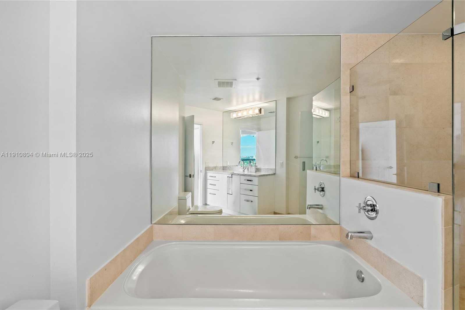 Small Image of 1111 SOUTH WEST 1ST AVE #2414N, Miami Number 21