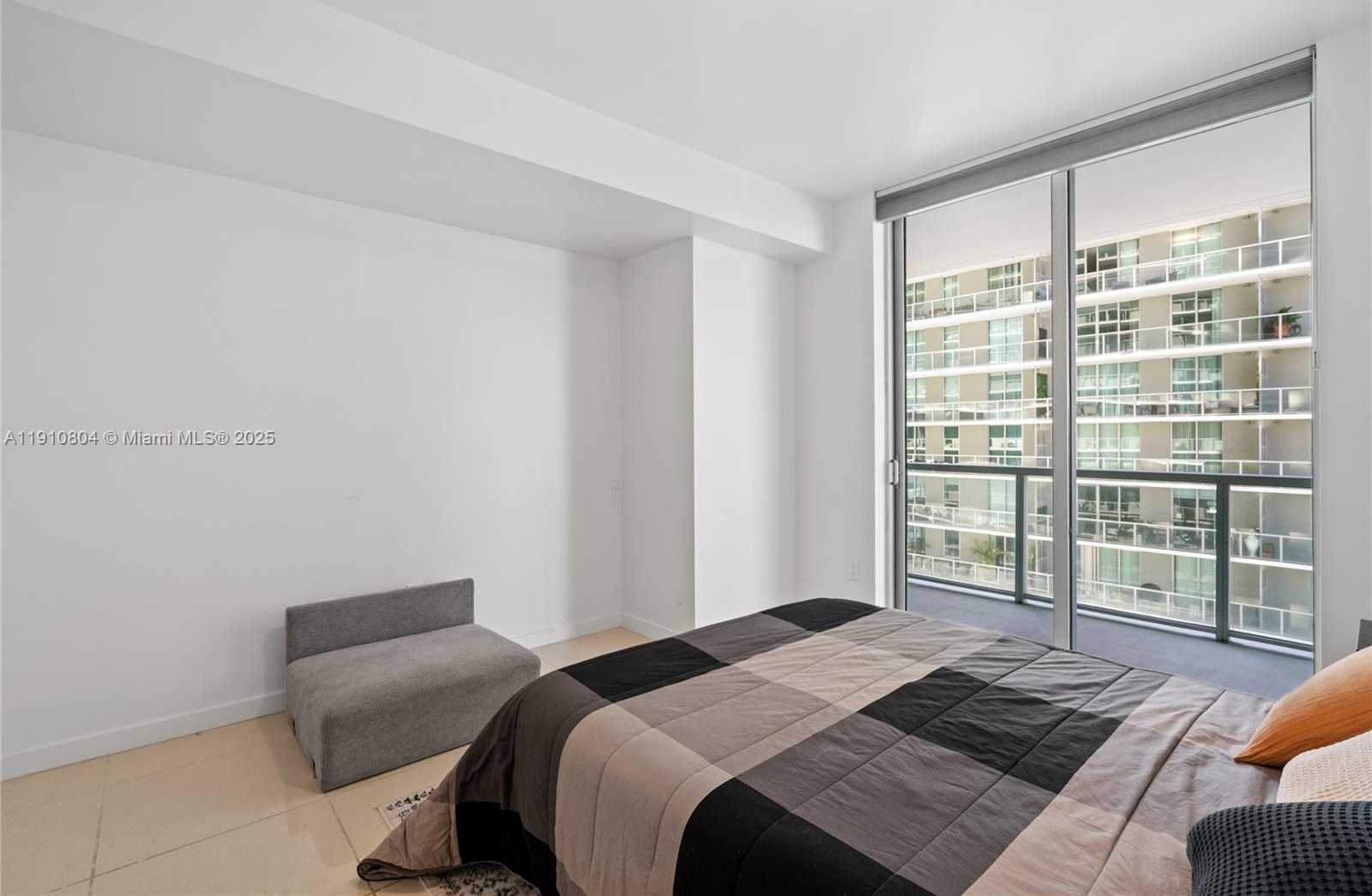 Small Image of 1111 SOUTH WEST 1ST AVE #2414N, Miami Number 23