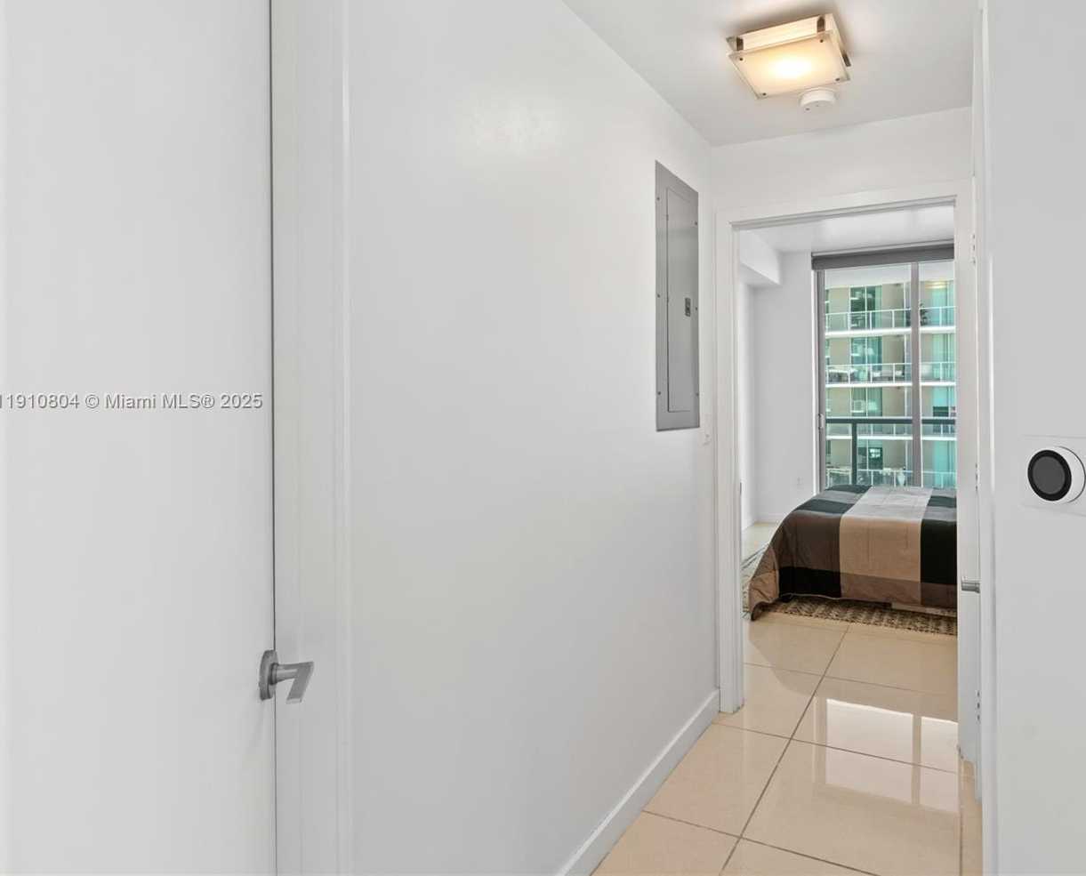 Small Image of 1111 SOUTH WEST 1ST AVE #2414N, Miami Number 29