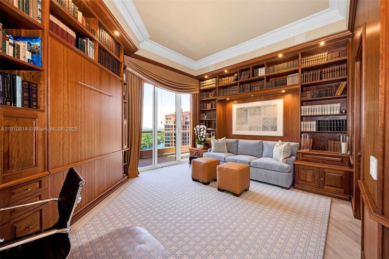 Small Image of 10 EDGEWATER DR #PH-C, Coral Gables Number 23