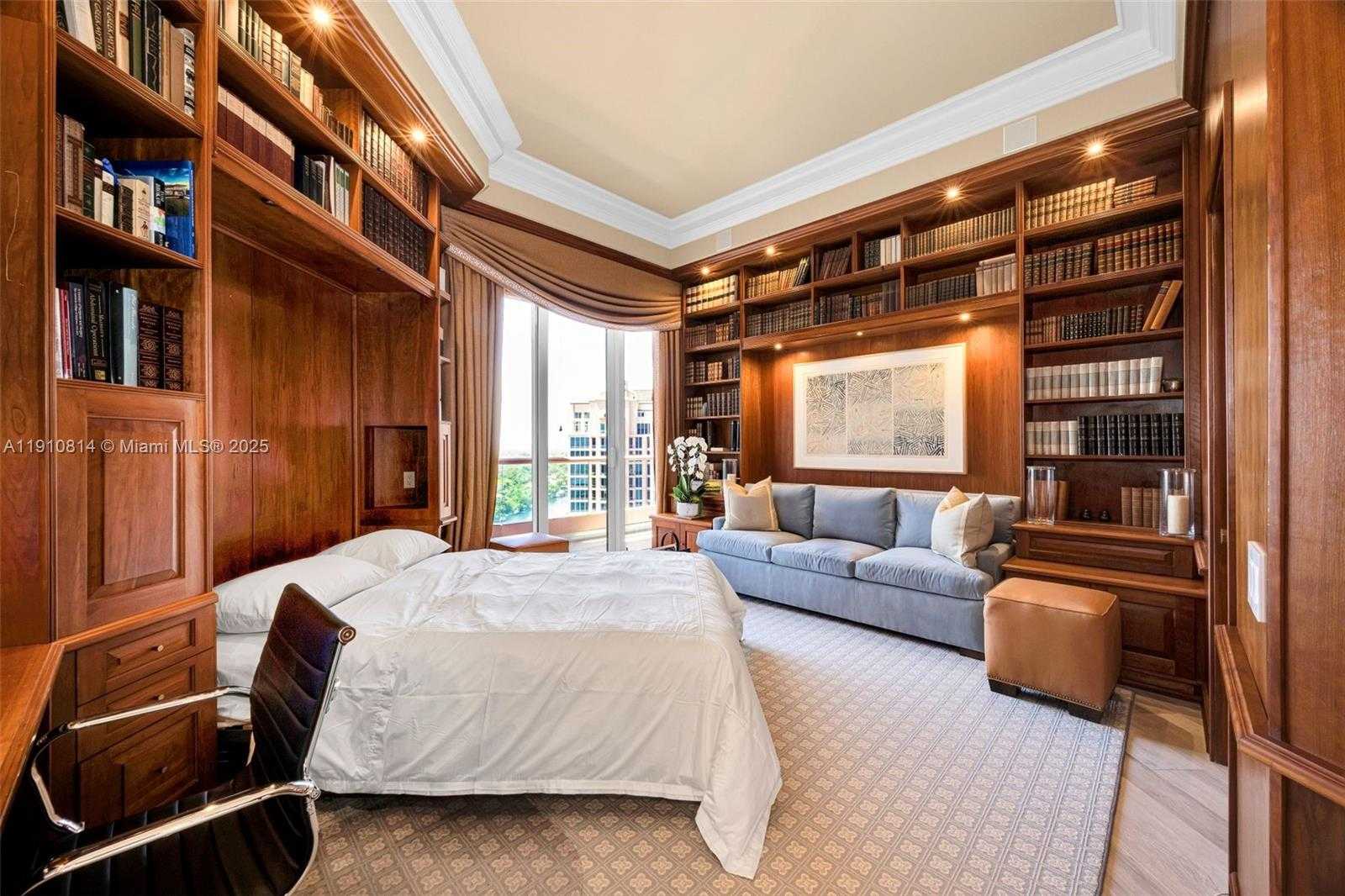 Small Image of 10 EDGEWATER DR #PH-C, Coral Gables Number 24