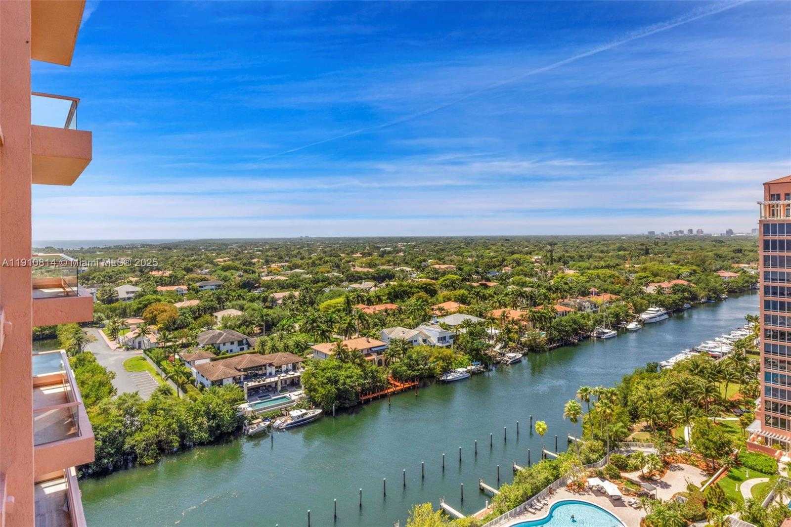 Small Image of 10 EDGEWATER DR #PH-C, Coral Gables Number 32