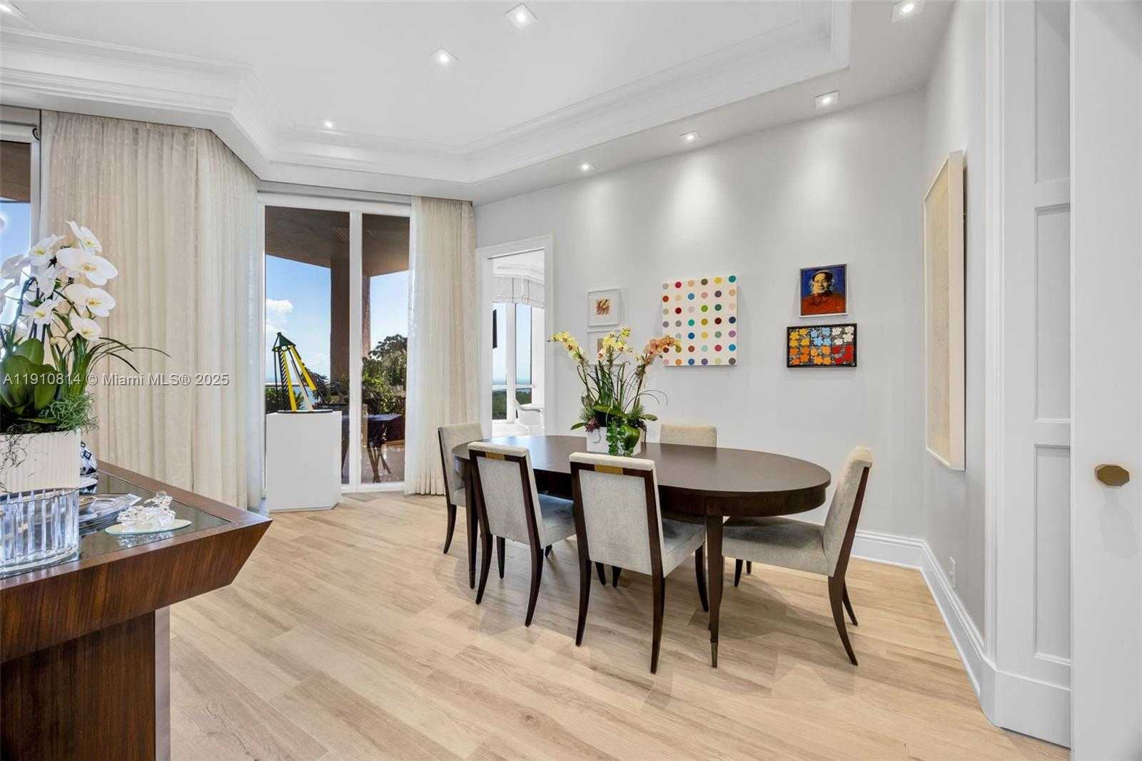 Small Image of 10 EDGEWATER DR #PH-C, Coral Gables Number 9