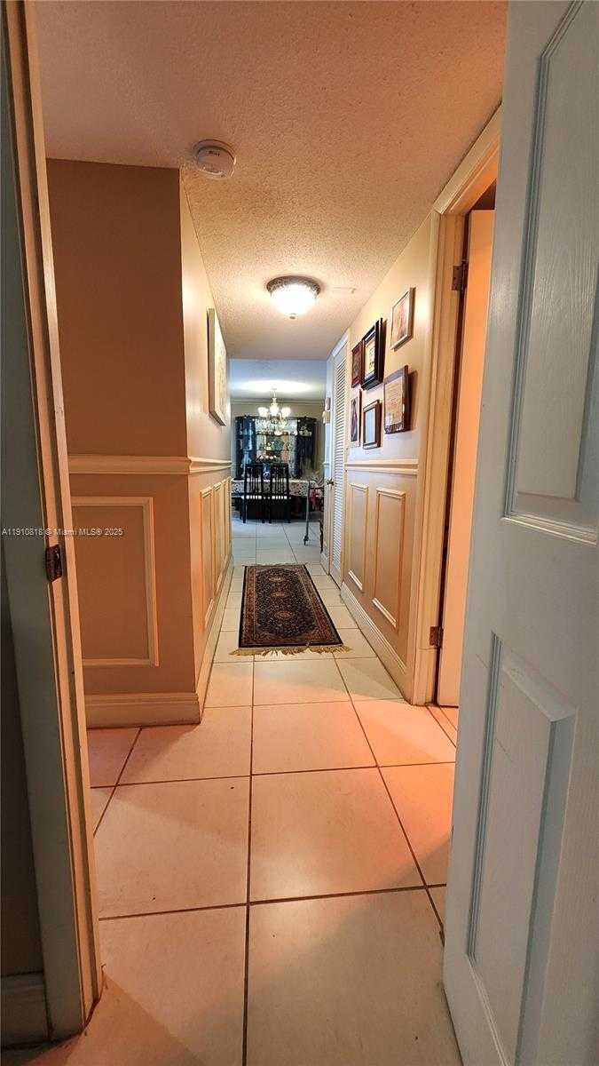 Small Image of 1825 SOUTH OCEAN DR #209, Hallandale Beach Number 16