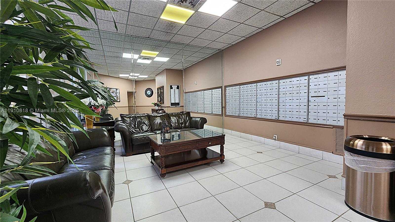 Small Image of 1825 SOUTH OCEAN DR #209, Hallandale Beach Number 30