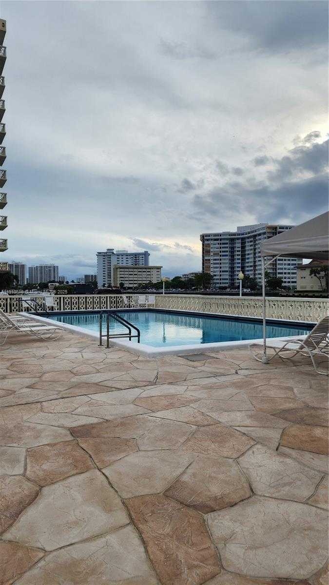 Small Image of 1825 SOUTH OCEAN DR #209, Hallandale Beach Number 47