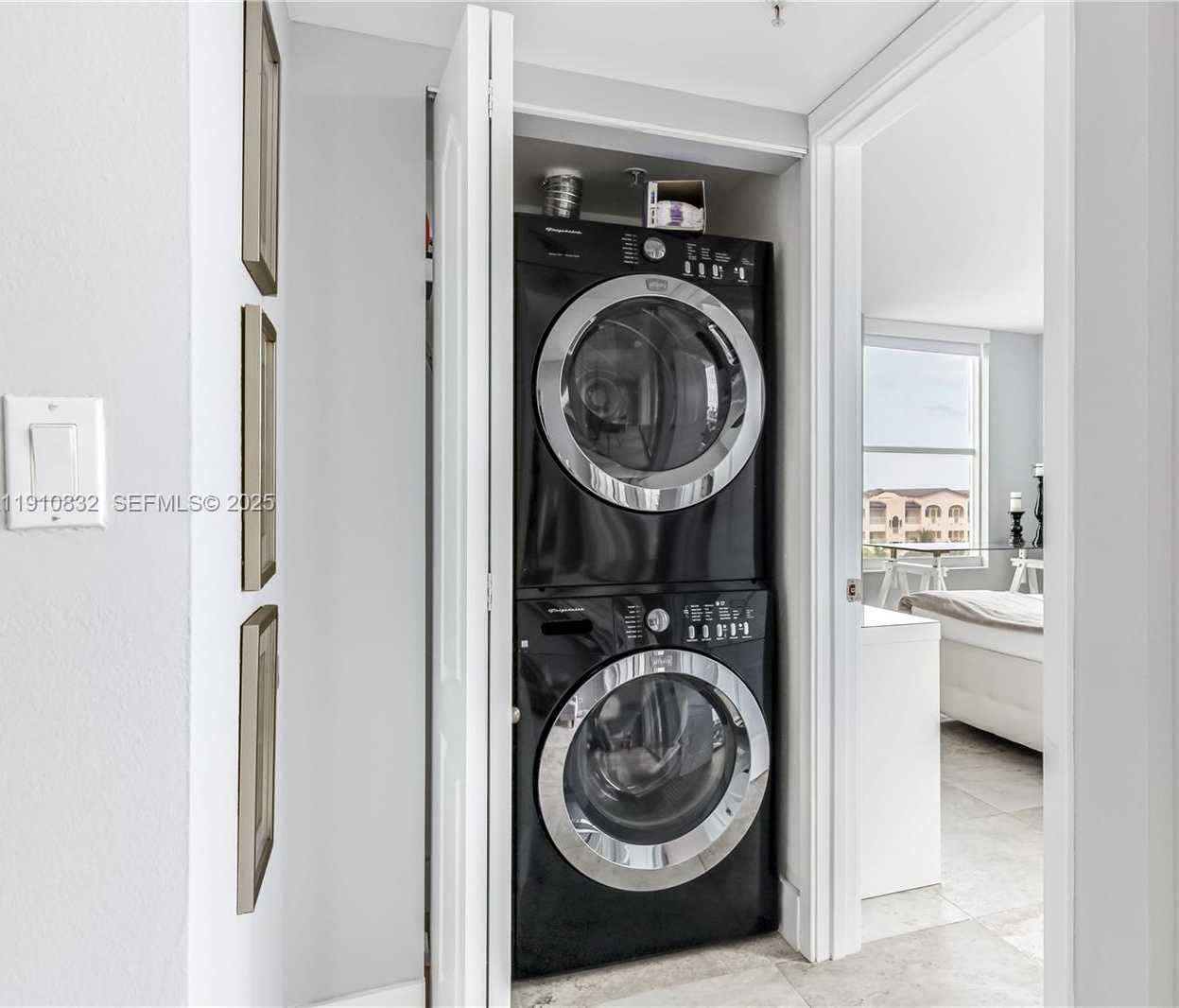 Small Image of 1800 SUNSET HARBOUR DR #715, Miami Beach Number 21