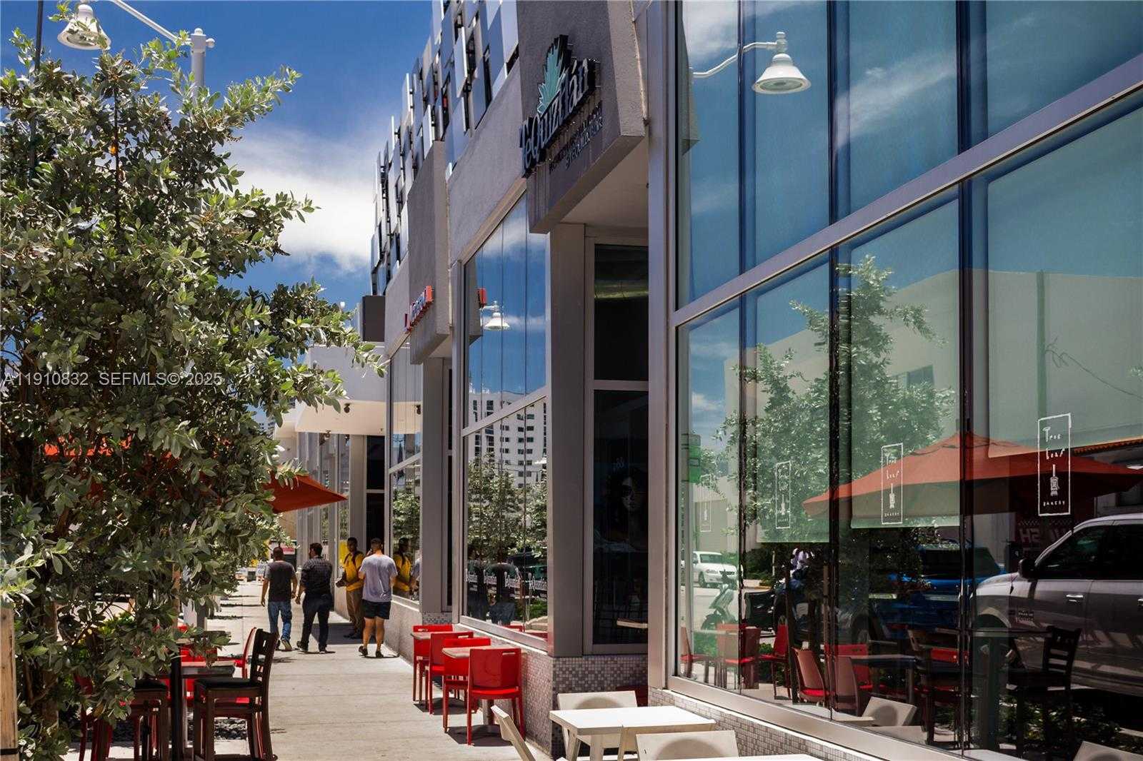 Small Image of 1800 SUNSET HARBOUR DR #715, Miami Beach Number 31