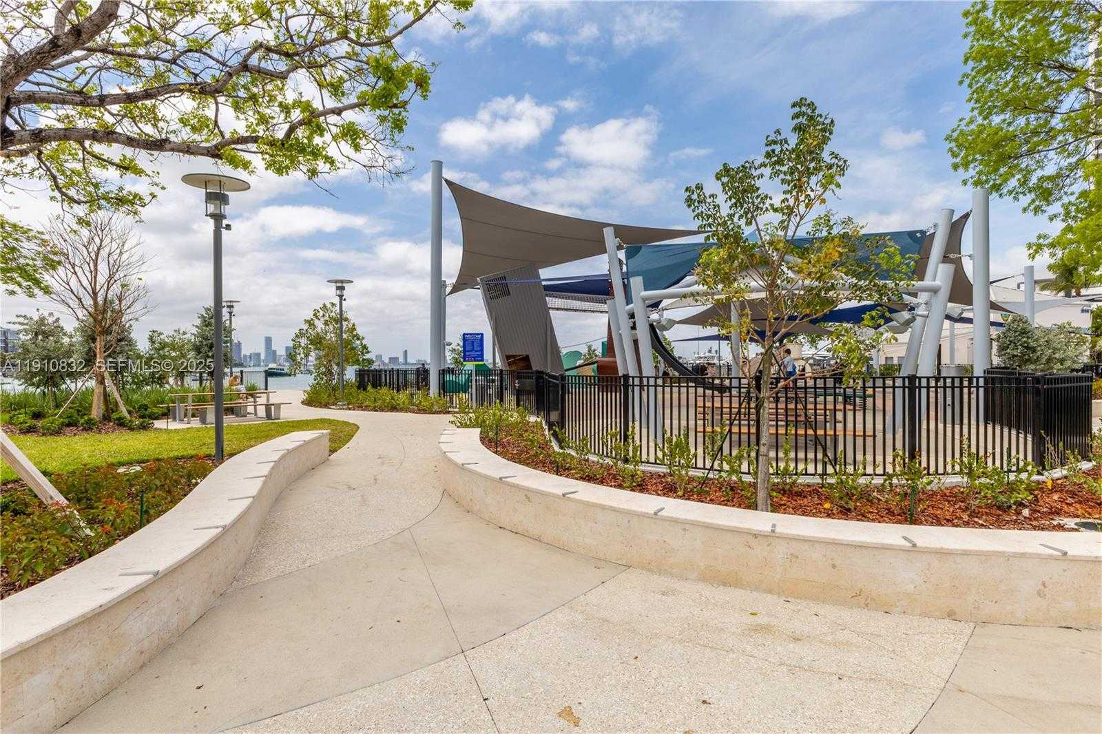 Small Image of 1800 SUNSET HARBOUR DR #715, Miami Beach Number 42