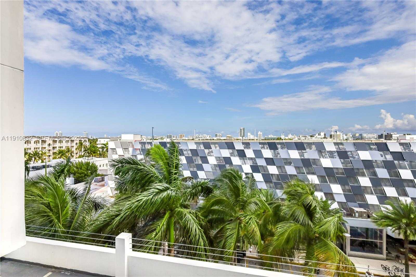 Small Image of 1800 SUNSET HARBOUR DR #715, Miami Beach Number 7