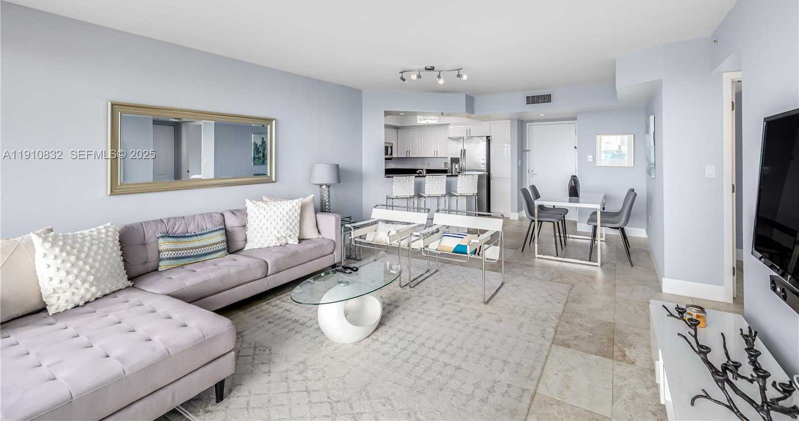 Small Image of 1800 SUNSET HARBOUR DR #715, Miami Beach Number 8