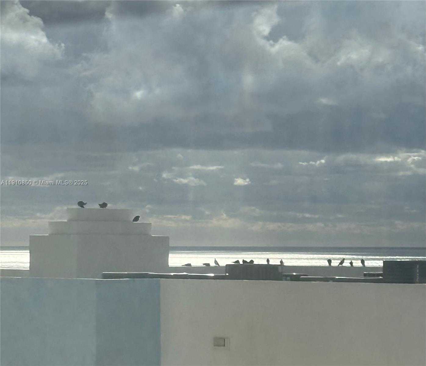 Small Image of 9225 COLLINS AVE #Penthouse C, Surfside Number 22